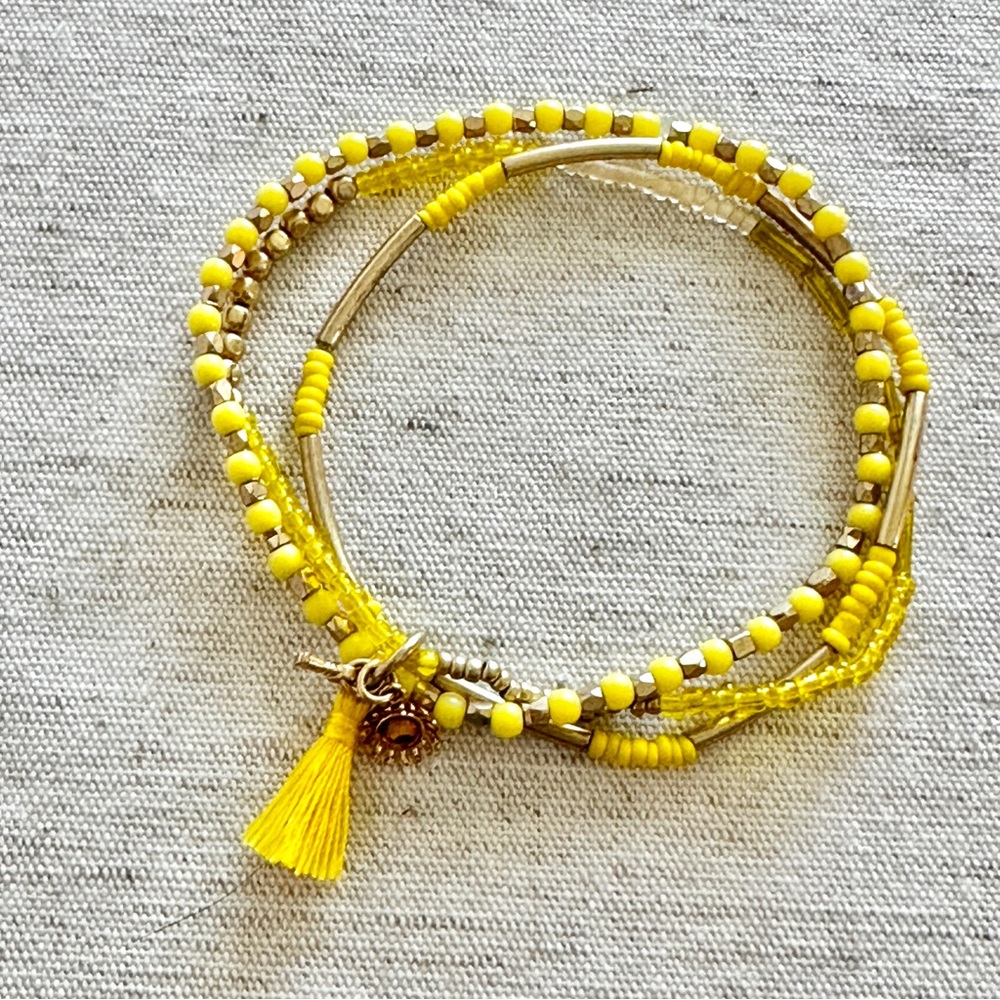 KEEP Collective 3 Stretch Trio Beaded Layering Bracelets Blue Red Yellow - Picture 4 of 8